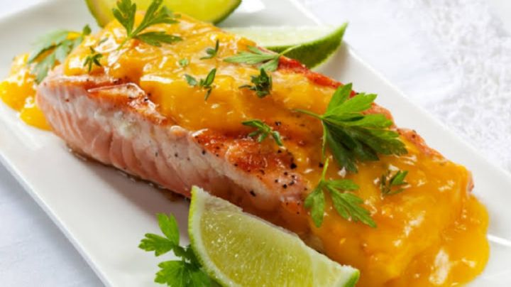 Haz este filete de pescado a la naranja para celebrar la Semana Santa y el fin de la Cuaresma