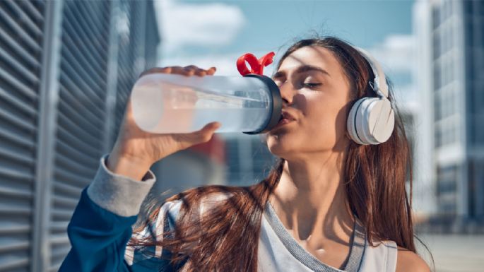 Cuídate del calor de la primavera con ayuda de estos consejos para mantenerte bien hidratado