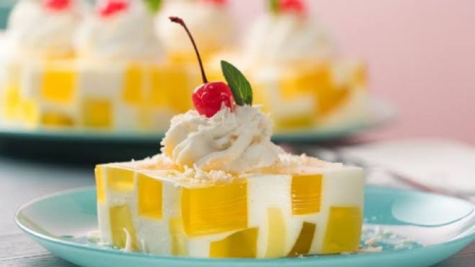 Cómo hacer una refrescante gelatina de piña colada para olvidarte del sofocante calor