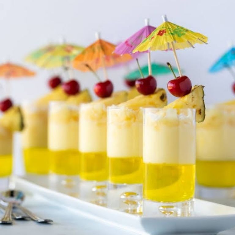 Gelatina de piña colada