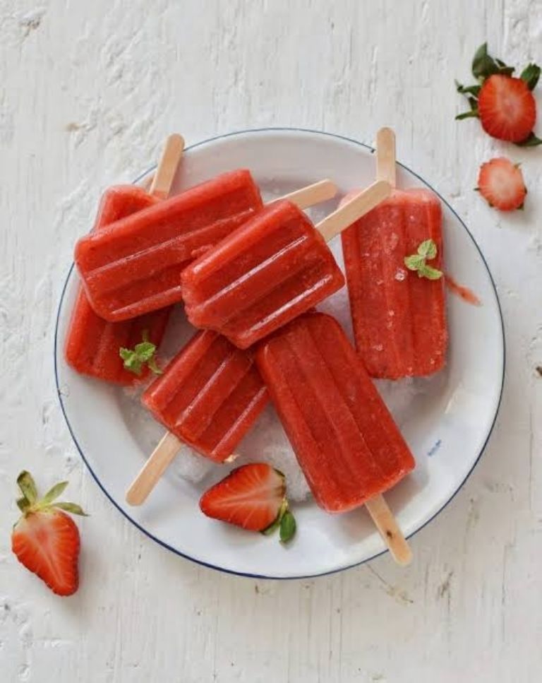 Paletas de toronja con fresa