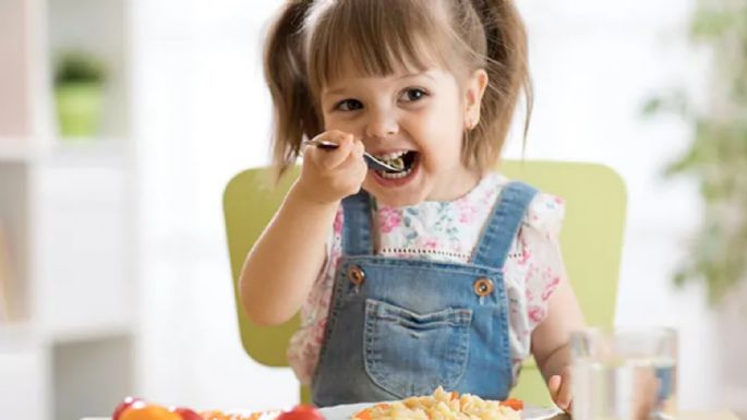 Este es el secreto mejor guardado para lograr que tus hijos coman saludable  sin morir en el intento