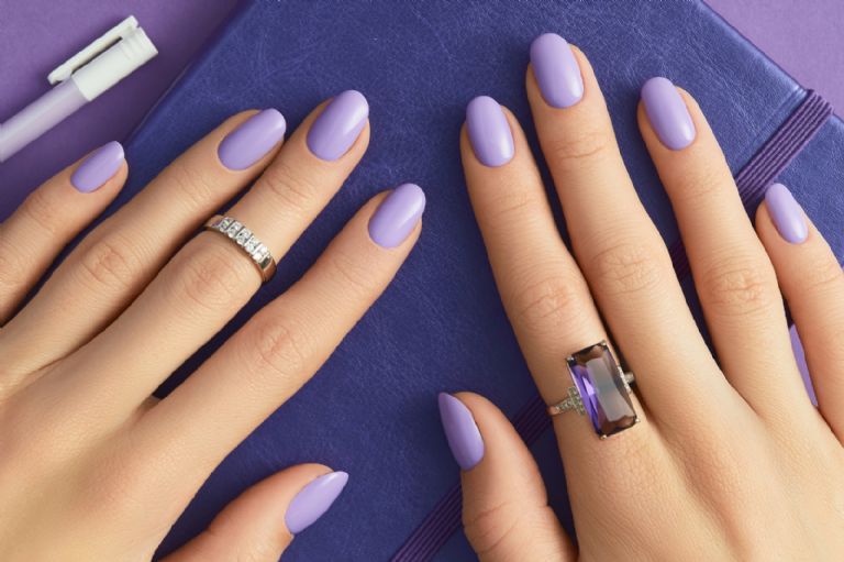 Lavander nails