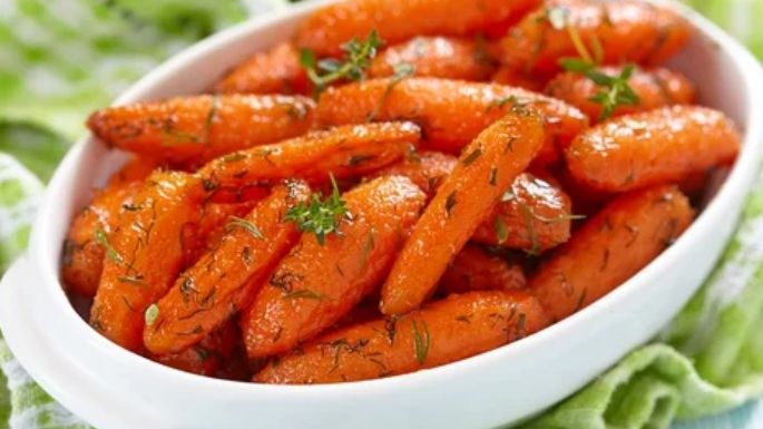 Para comerse a media tarde: Receta de zanahorias confitadas con miel; su sabor es irresistible
