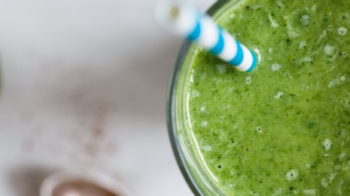Dale todos los nutrientes que tu cuerpo necesita en un solo vaso con este saludable jugo de brócoli