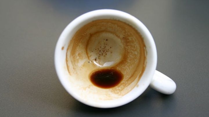 No esperes más: Sigue este truco para deshacerte de las manchas de café en tus platos y tazas