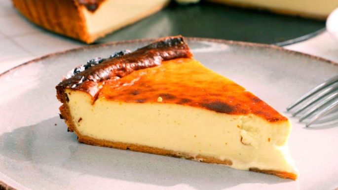 Esta tarta de queso de tan solo 4 ingredientes ha sido la locura en TikTok; sigue este paso a paso
