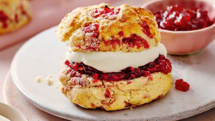 ¿Qué son los scones y por qué se apoderaron del Doodle de Google? Así podrás preparar la receta