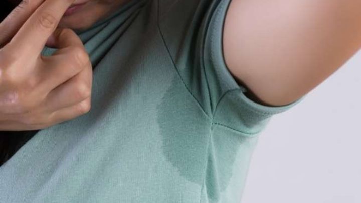 Deshazte del olor corporal: aquí hay algunos trucos que puedes usar para eliminar el sudor