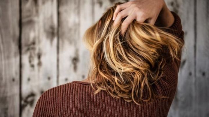 ¿El cabello se aclara con el sol? Te damos la respuesta y te contamos cuáles son las medidas a tomar