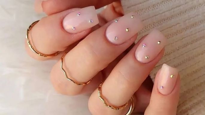 ¿Uñas redondas o cuadradas? Descubre cuál es la forma que hace que tus manos luzcan envejecidas