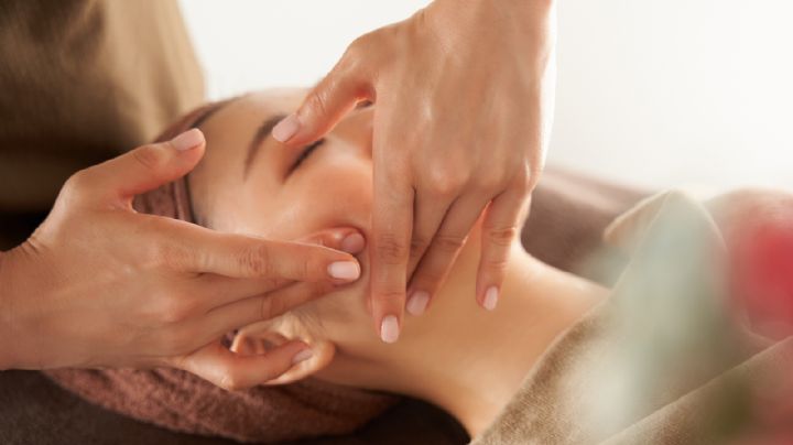 Masaje facial 'shiatsu': Esta técnica te ayuda a prevenir la aparición de arrugas en el rostro