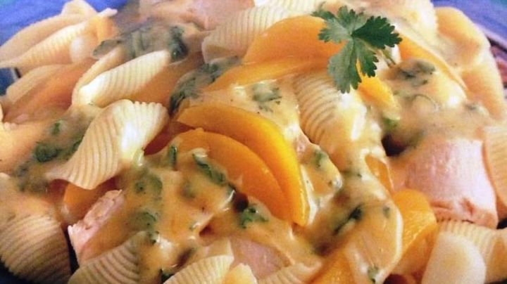 La mejor receta de ensalada de pasta fría con durazno; prepárala y refresca el menú de verano