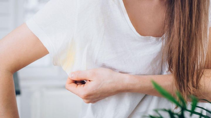 Por estos motivos es que tu ropa blanca tiene manchas amarillas; no podrás creer algunos de ellos