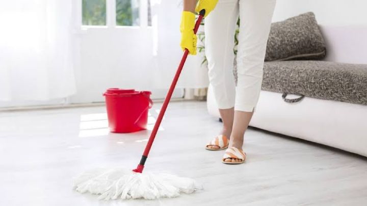 Conoce los pros y los contras de limpiar el piso con aceites esenciales; estos son los favoritos