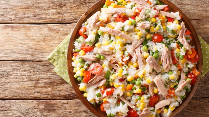 Ensalada de arroz con atún: Disfruta de esta deliciosa y fresca comida junto a toda tu familia