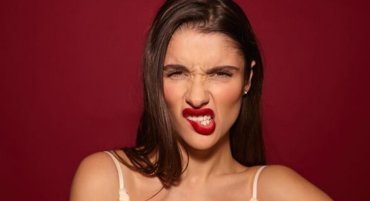 Elimina el mal hábito de morderte los labios; sigue estos 3 consejos