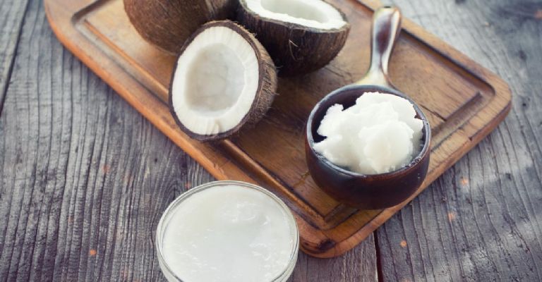 Estos son los beneficios del aceite de coco para el cabello; no dudes en ponerlo a prueba